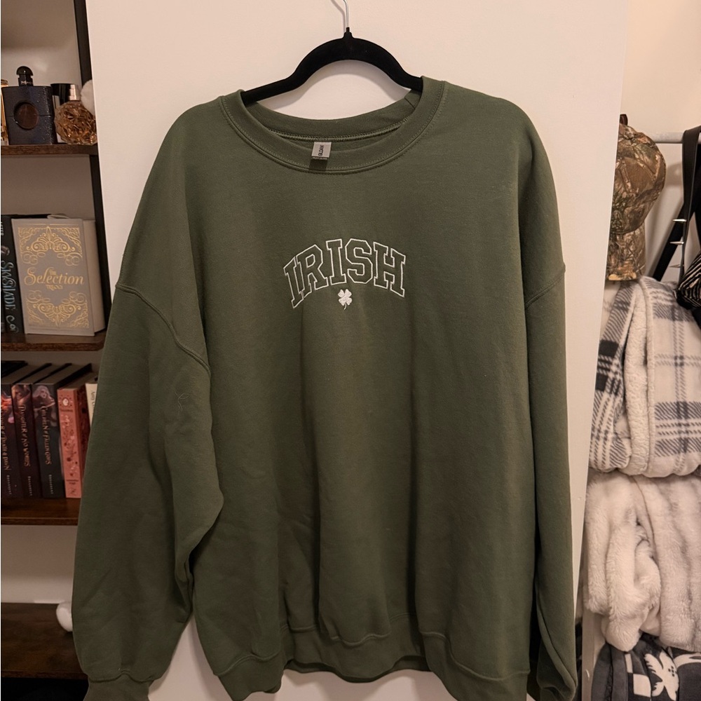 Irish Graphic Crewneck Sweatshirt - Olive Green